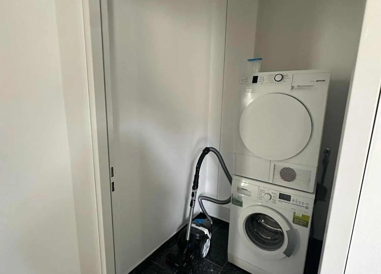 Al Nafurah Apartments Мюнхен