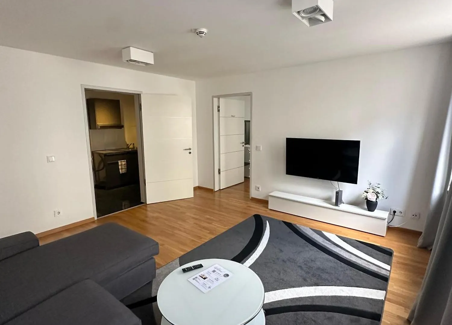 Апарт-отель Al Nafurah Apartments Мюнхен Германия