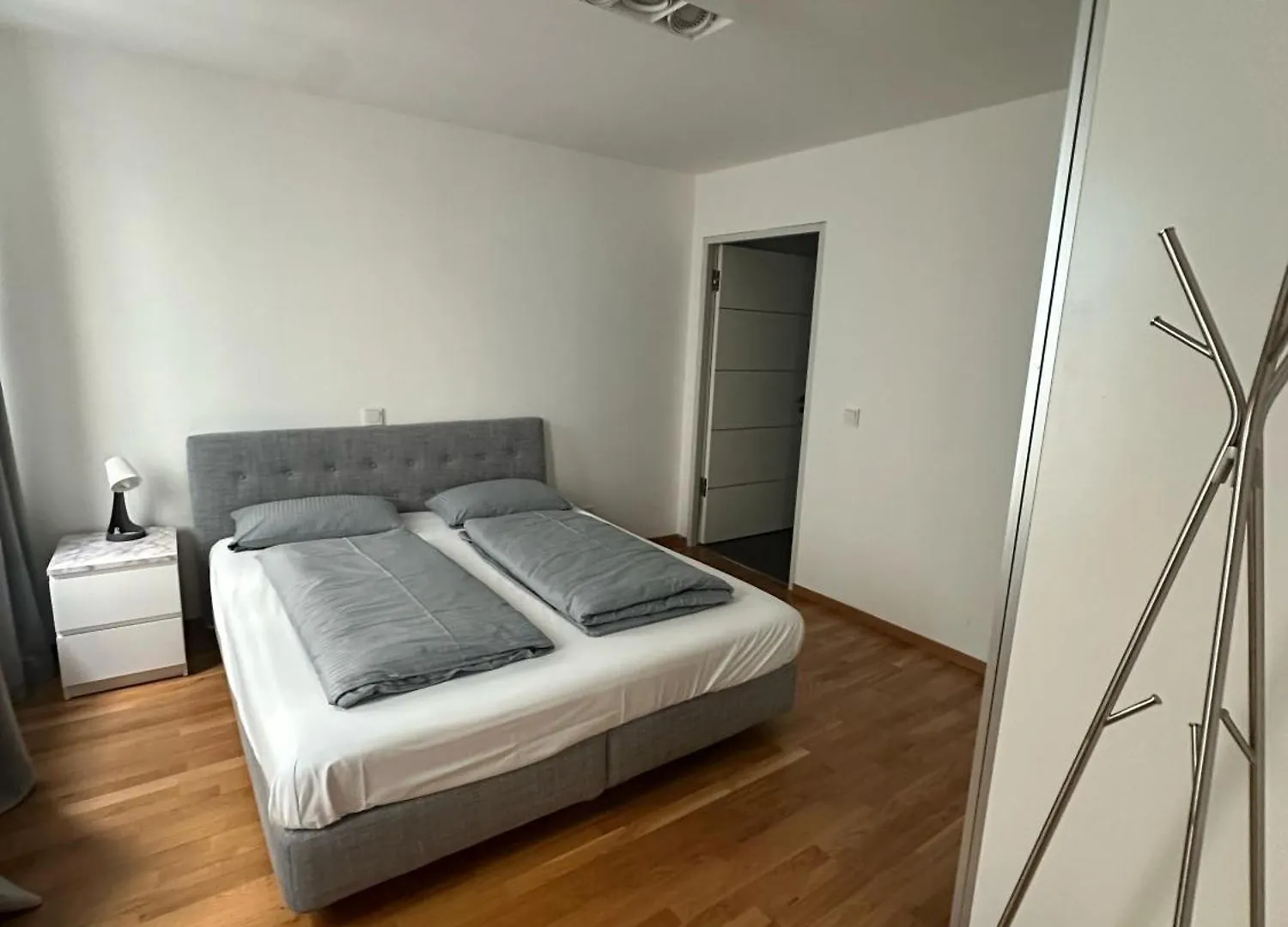 Апарт-отель Al Nafurah Apartments Мюнхен