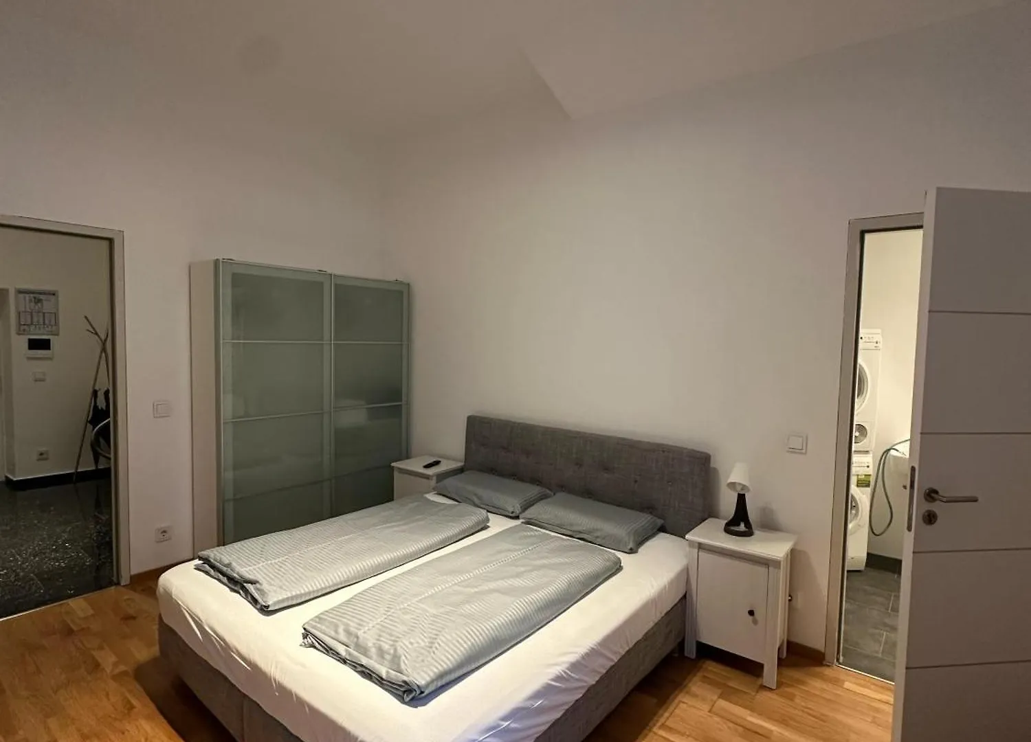 Апарт-отель Al Nafurah Apartments Мюнхен